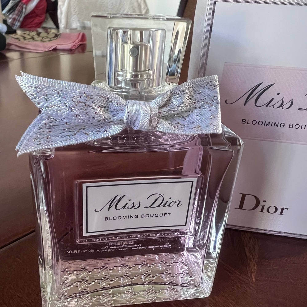 Dior Miss Dior Blooming Bouquet Box - Pink and Silver - Picture 4 of 6